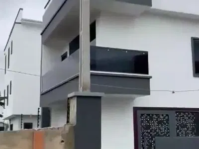 Beautifully Built 4 Bedroom House — Maryland, Lagos