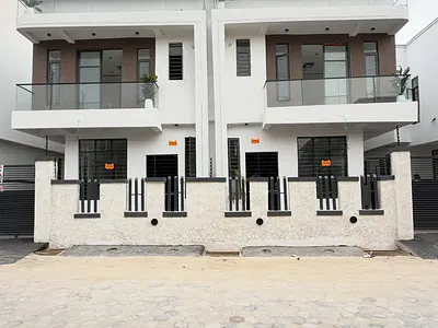 Luxurious 4-Bedrooms Semi-Detached Duplex with BQ — Lekki, Lagos