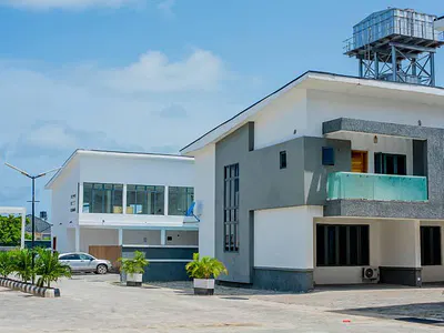 4 Bedrooms Penthouse with 24 HRS Security — Lekki, Lagos