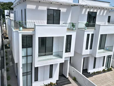 5 Bedroom Detached Duplex — Lekki, Lagos