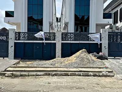 5 Bedroom Detached Duplex — Lekki, Lagos