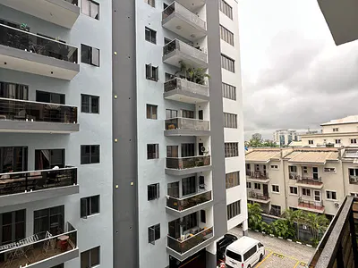 4 Bedroom Apartment with Gym, Swimming Pool and Elevator — Ikoyi, Lagos