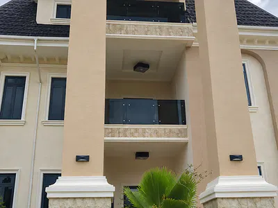 8 Bedroom Detached Duplex — Maitama District, Abuja
