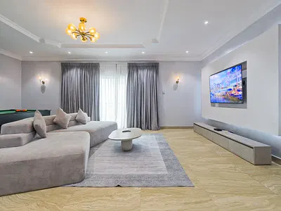 Lush and Spacious 3 Bedroom Apartment — Ikoyi, Lagos