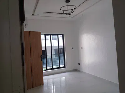 2 Bedroom Flat (Serviced) — Lekki, Lagos