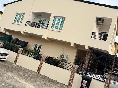 Well Renovated Cornerpiece 4 Bedroom Terraced Duplex — Lekki Gardens Phase 2 by Abraham Adesanya Roundabout, Ajah, Lagos