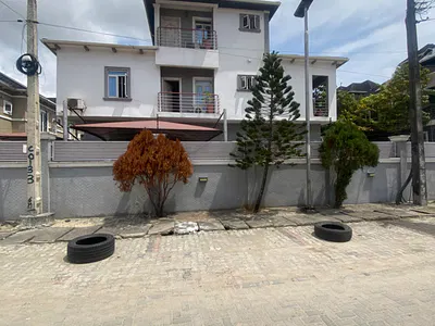 5 Bedroom Fully Detached Duplex — Lekki, Lagos