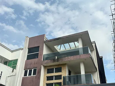 5 Bedroom Detached House with Service Quarters — 501 Close, Off 5th Avenue, Banana Island, Ikoyi, Lagos