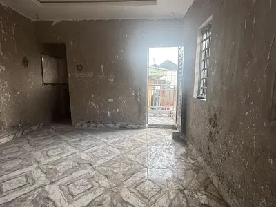 Spacious 1 _bedroom Apartment — Yaba, Lagos