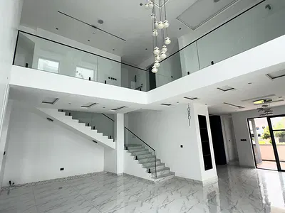 Premium 5 Bedroom Home with Pool — Lekki, Lagos