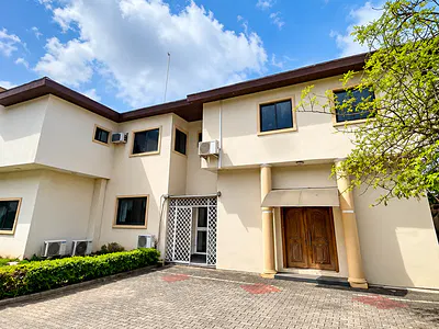 4 Bedroom Semi-Detached House for Office Use — Lekki, Lagos