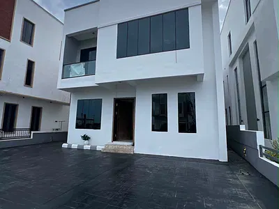5 Bedroom Detached Duplex — Lekki, Lagos