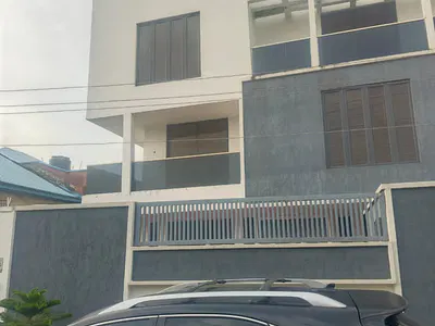 5 Bedrooms Fully Detached Duplex with BQ, All Room En Suite — Ikeja, Lagos