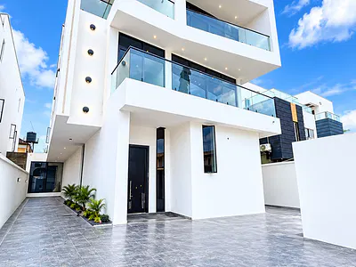 5 Bedroom House — Lekki, Lagos