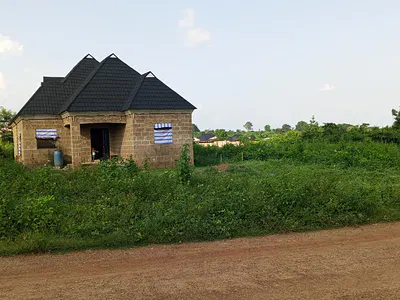 3 Bedroom Bungalow — Ogunpade Street, Agugu Area, Lalupon, Iwo Road, Ibadan, Ibadan, Oyo