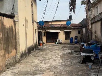 5 Bedroom House with Boys Quarters — Off Ogunlana Drive, Surulere, Lagos