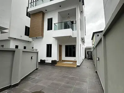 5 Bedroom Duplex with BQ — Lekki, Lagos