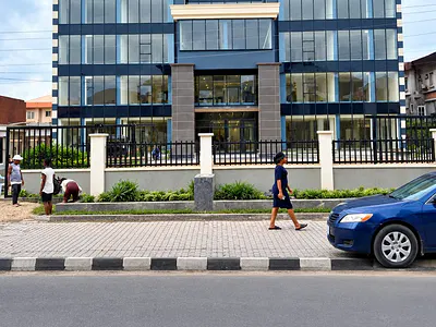 5 Floor Commercial Building — Agungi, Lekki, Lagos