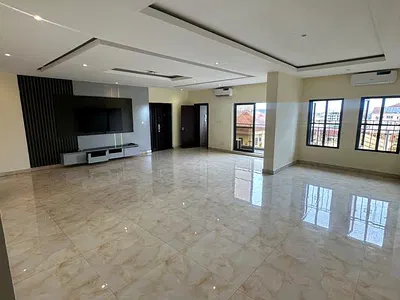 Spacious 3 Bedroom Apartment with Pool and Gym — Oniru, Victoria Island (VI), Lagos
