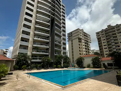 3 Bedroom Apartment with Gym, Swimming Pool, BQ, Tennis Court, Elevator — Ikoyi, Lagos