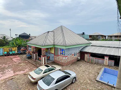 Fully Furnished 7 Room Hotel + Swimming Pool, Gen Set & Solar Inverter — Off Elimgbu/Oroigwe Road, Port Harcourt, Rivers