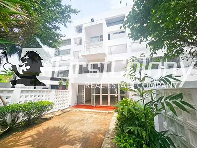 Luxury 4 Bedroom Terraced House with Essential Facilities — Ikoyi, Lagos