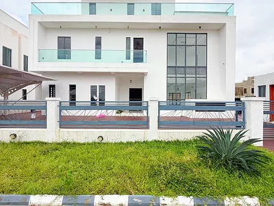 5 Bedroom Detached House with BQ and Cinema Room — Lekki, Lagos