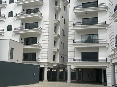 Standard 3 Bedroom Flat with BQ on the 3rd Floor — Admiralty Way, Lekki Phase 1, Lekki, Lagos