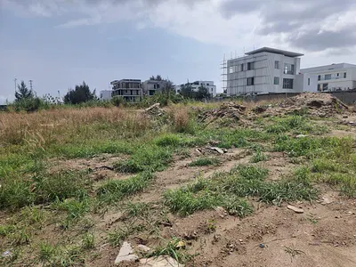 Waterfront Land Measuring 1,000SQM — Ikoyi, Lagos