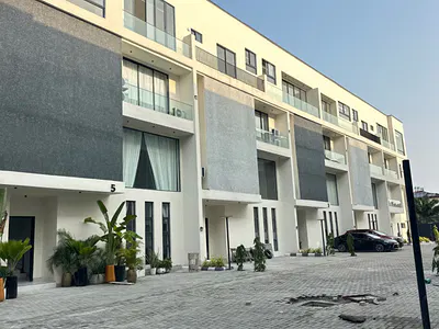 Luxurious Feeled 4 Bedroom House — Ikate Side, Lekki, Lagos
