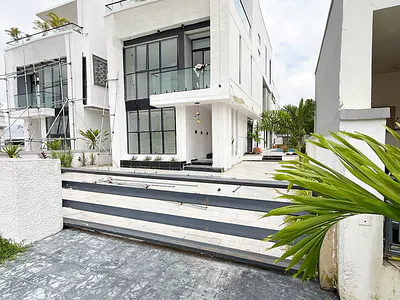 5 Bedroom Detached House with BQ — Royal Garden Estate, Lekki, Lagos