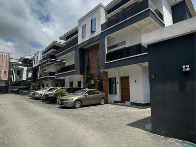 5 Bedroom Semi-Detached Duplex with En-Suite Rooms — Ikate, Lekki, Lagos