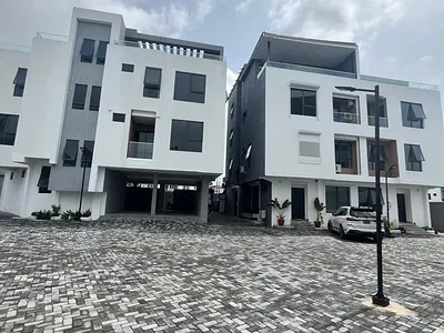Newly Built 4 Bedroom Masionette — Lekki, Lagos