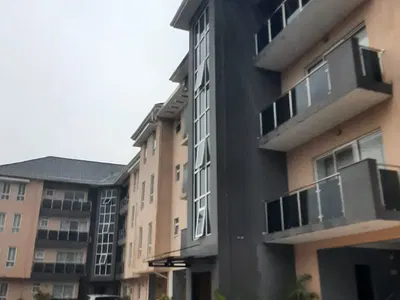 Serviced 3 Bedroom En-Suite Flat with an Enclosed Fitted Kitchen — Lekki, Lagos