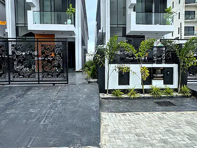 5 Bedroom Detached Duplex — Lekki, Lagos