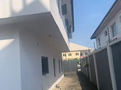 5 Bedroom Duplex — Lekki, Lagos