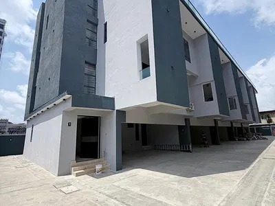 Ultra-Luxury 4 Bedroom Penthouse — Victoria Island (VI), Lagos