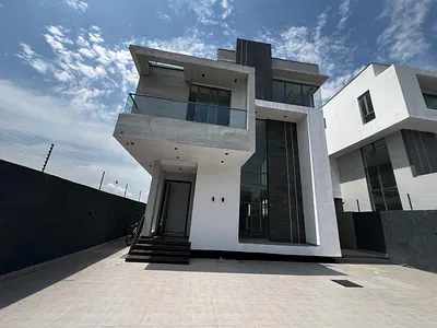 5 Bedroom Detached House — Parkview, Ikoyi, Lagos