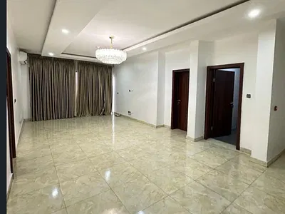 Spacious 4 Bedroom Apartment with Pool & Gym — Ikoyi, Lagos