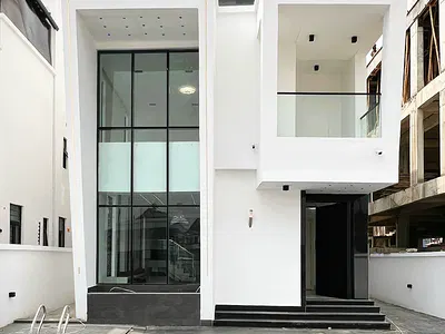 5 Bedroom Fully Detached House — Lekki, Lagos