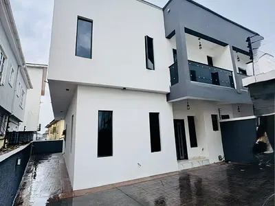 Exquisite 4 Bedroom Semi Detached Duplex + BQ in a Secured Estate — Magodo Phase 1, Magodo, Lagos