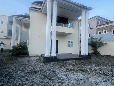 5 Bedroom Fully Detached House — Lekki, Lagos
