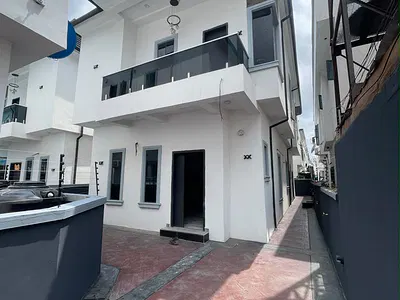 4 Bedroom Detached Duplex — Lekki, Lagos