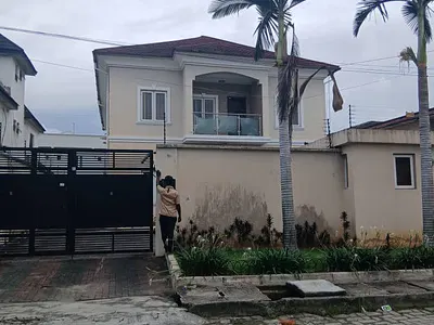 5 Bedroom Detached House — Lekki Phase 1, Lekki, Lagos