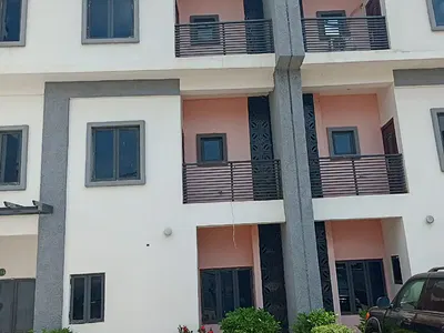 Massive 4-Bedroom Duplex with BQ — Durumi, Abuja