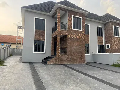 5 Bedroom Duplex — 64 Crescent, Gwarinpa, Abuja