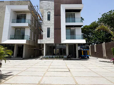 5 Bedroom Detached House — Ikoyi, Lagos
