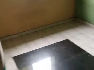 Well Maintained 2 Bedroom Flat with 2 Toilets — Alimosho, Lagos