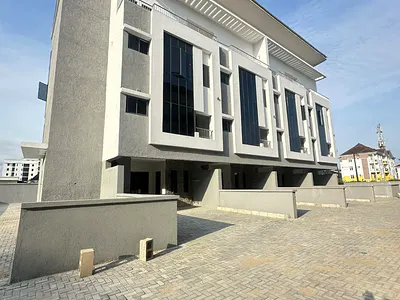 Exquisitely Designed 4 Bedroom Terraced Duplex — Lekki, Lagos