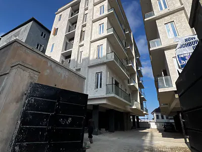 Budget Friendly 2 Bedroom Apartment with Gym, Pool, BQ — Lekki, Lagos